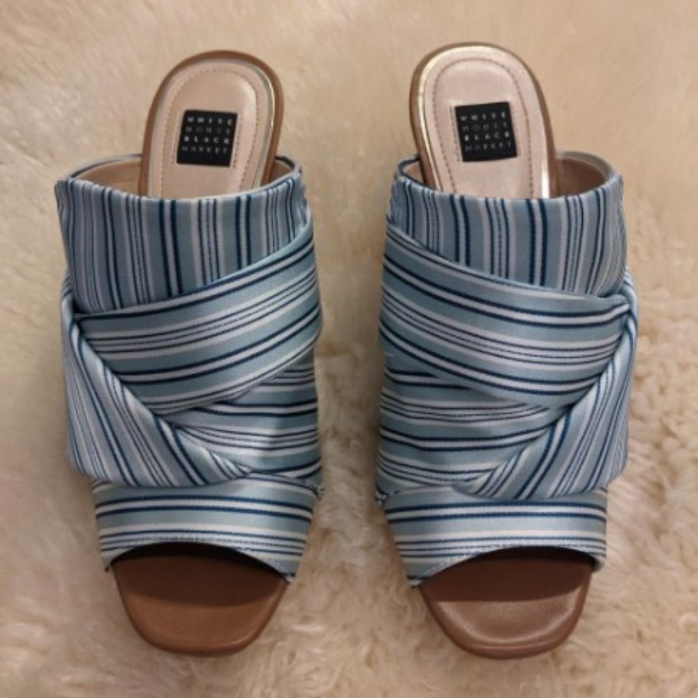 White House Black Market Matching Heels & Clutch - Picture 7 of 10